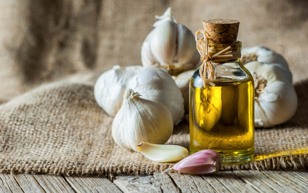 Garlic Oil: 5 Benefits for Hair Growth